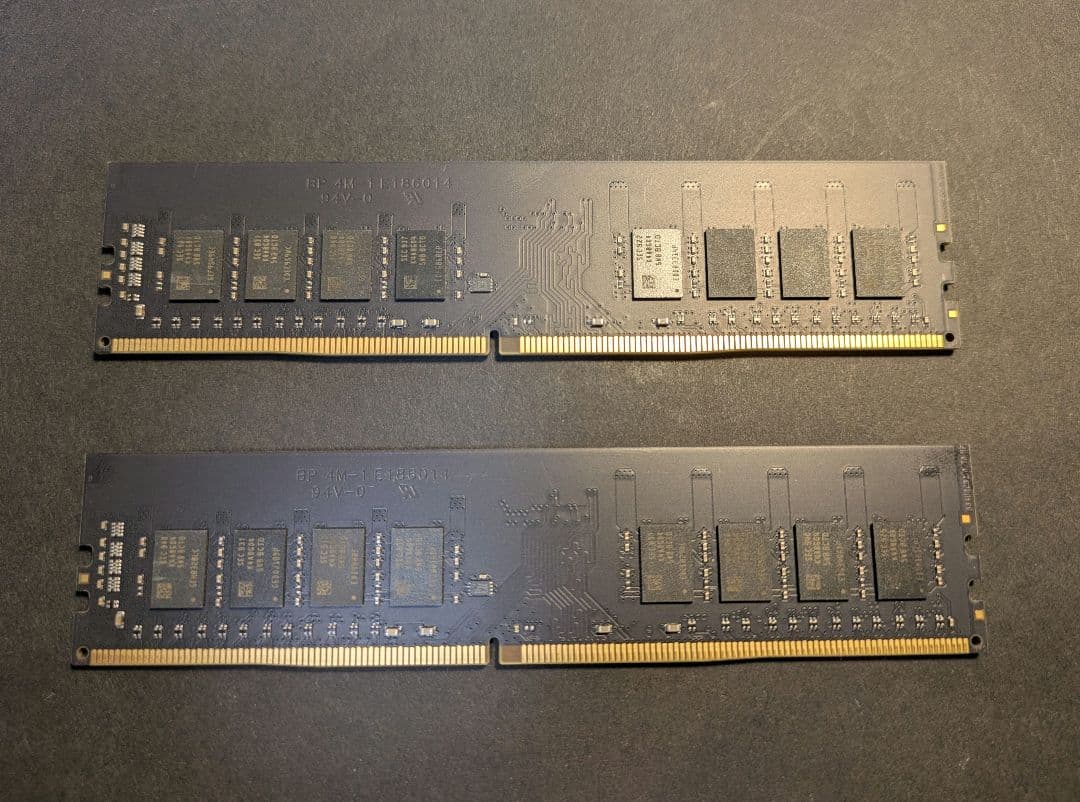 メモリ 32GB（16GB×2） DDR4 3200MHz