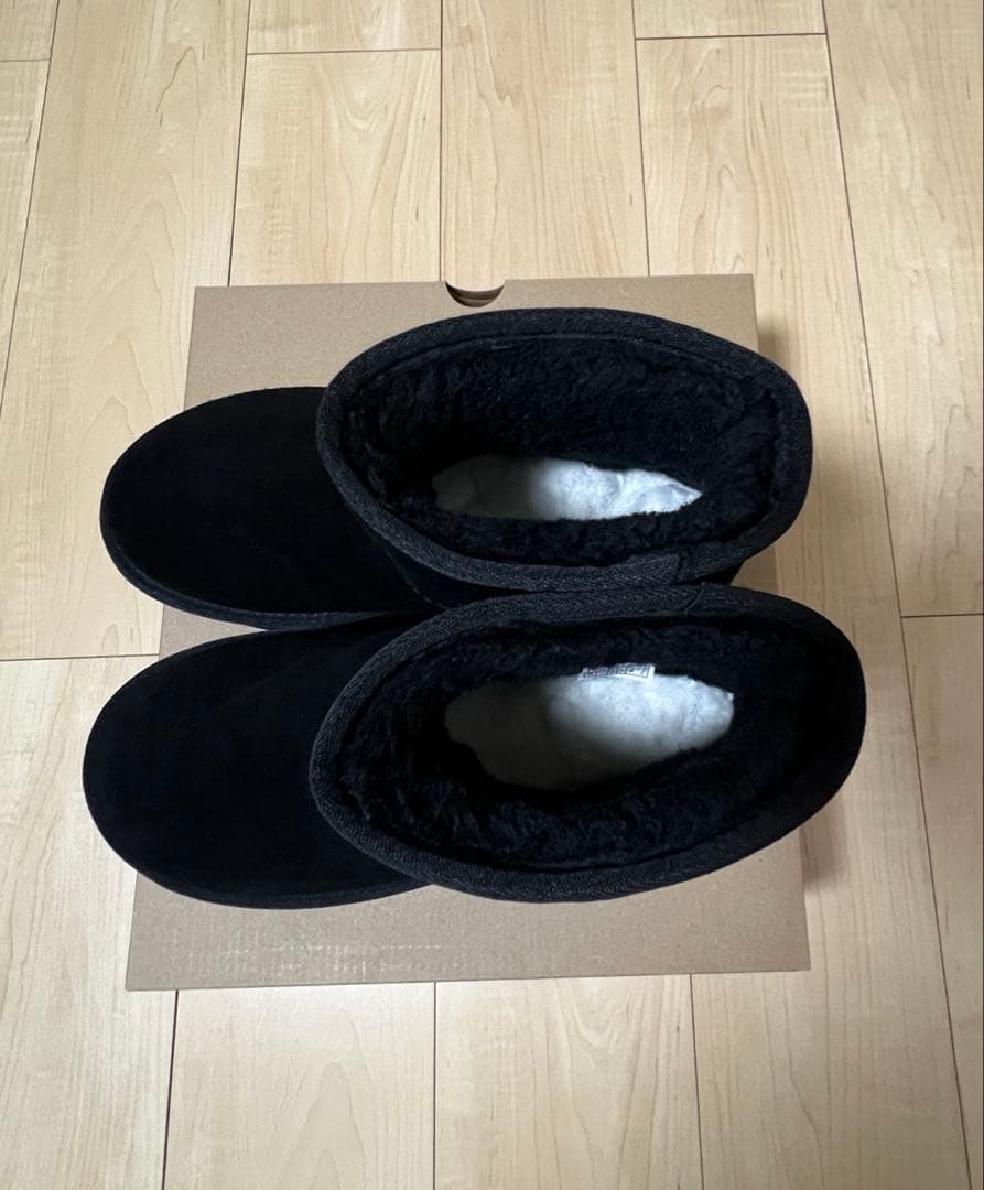 週末限定★UGG クラシックミニ　黒　厚底　暖かい♡ ブーツ