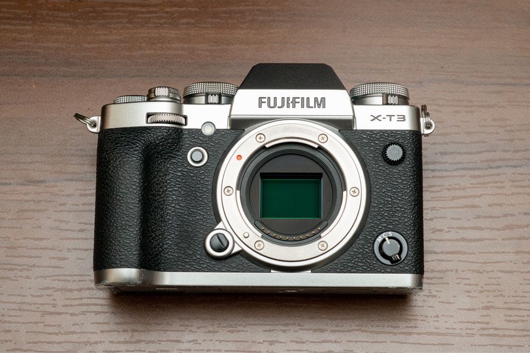 ★シャッター数少★富士フイルム X-T3 ボディ シルバー（レザーケース付）