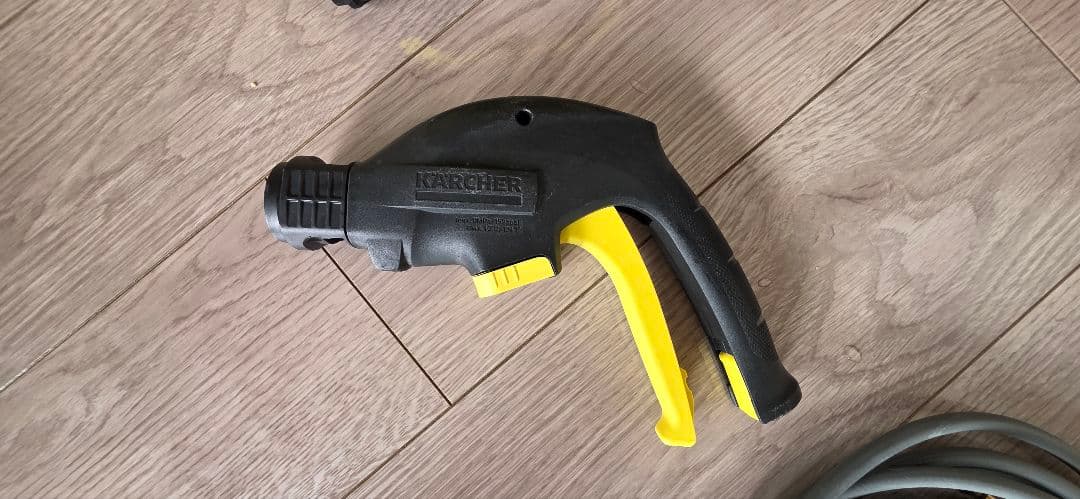 ま*ゆ様 ◎【美品】ケルヒャー 高圧洗浄機 KMINI