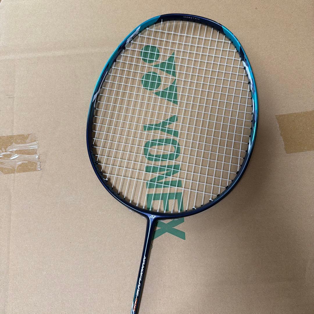 傷あり　ナノフレア700 ブルーYONEX バドミントンラケット