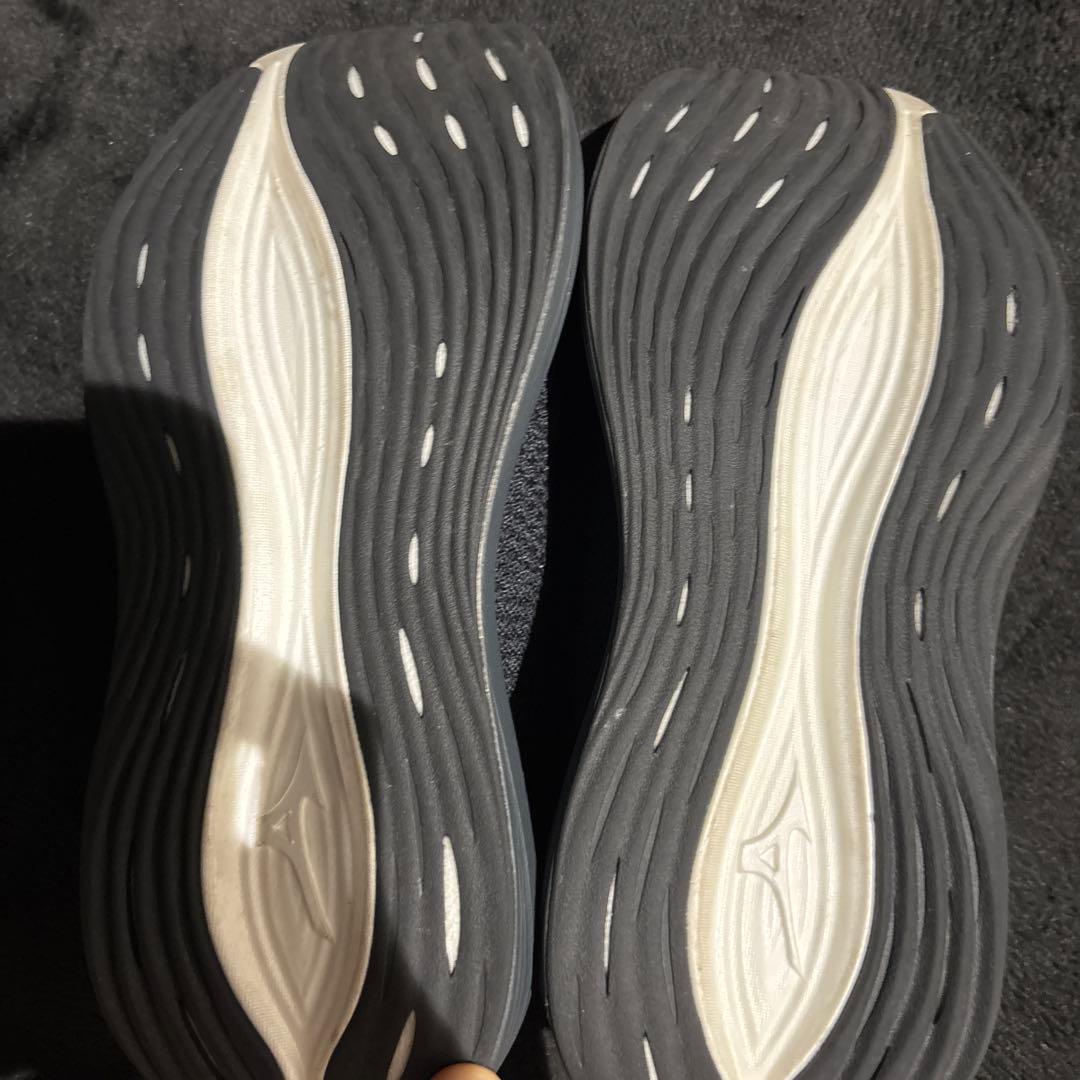 【極美品】ミズノネオゼンMIZUNO NEOZEN ランニングシューズ　25.0