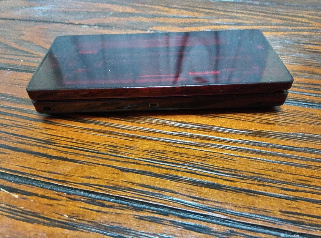 ガラケー　iida xray レッド　充電ケーブル付き