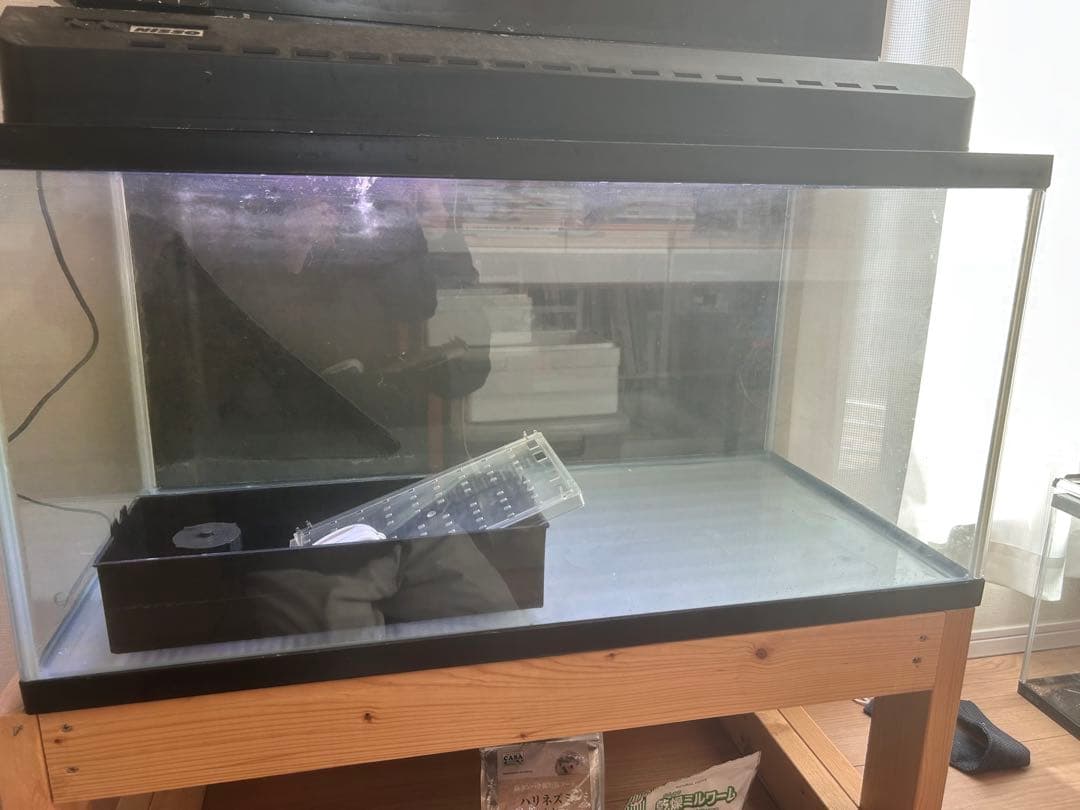 引き取りor発送可 90センチ水槽 90×45×45 NISSOライト付き