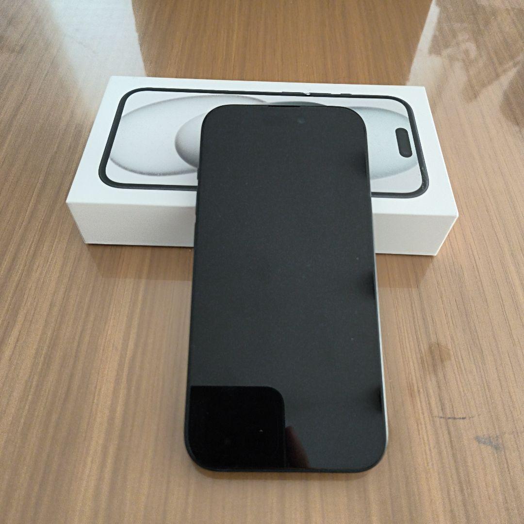 iPhone15 128GB ブラック フィルム付き