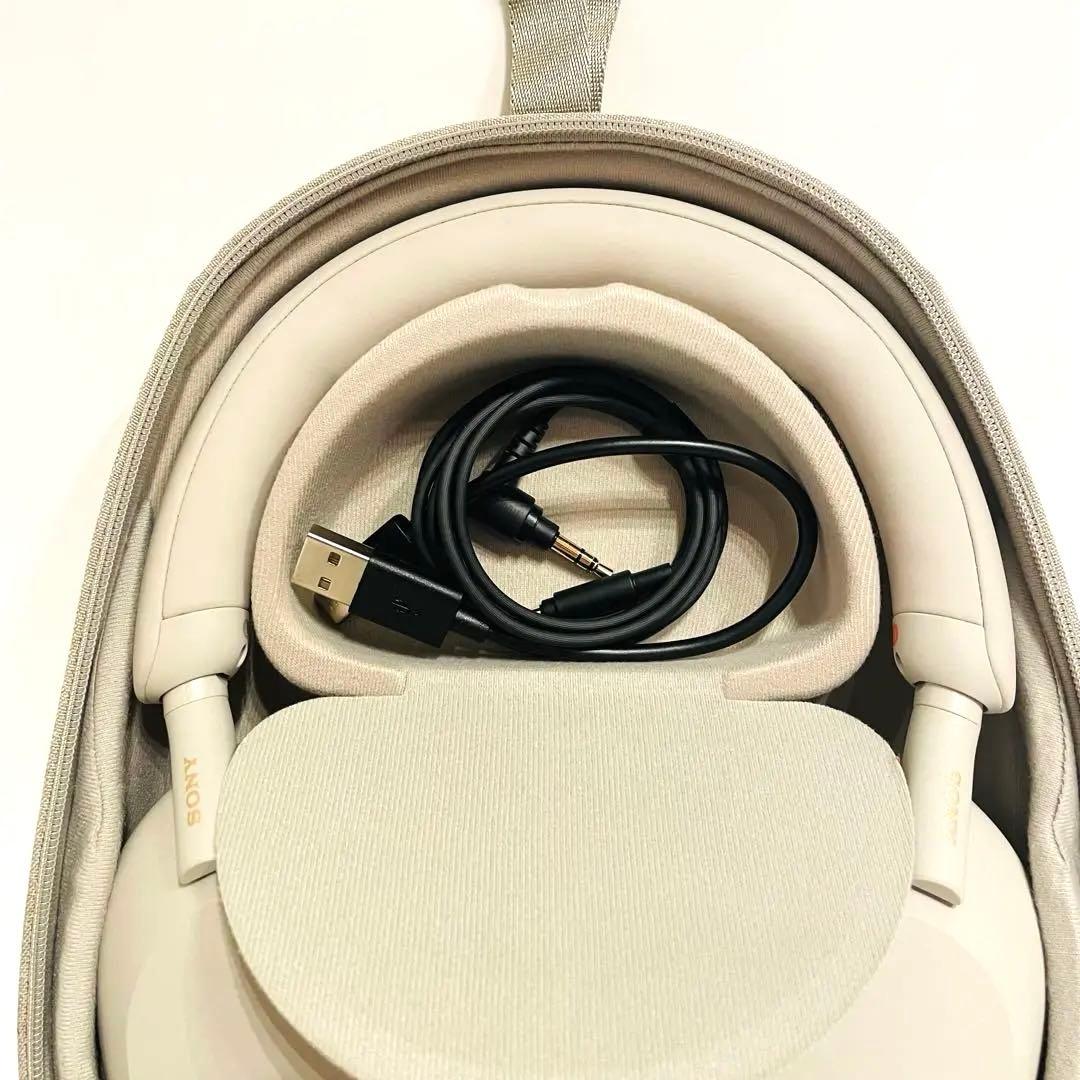 美品！SONY WH-1000XM5 プラチナシルバー 付属品完備 ノイキャン