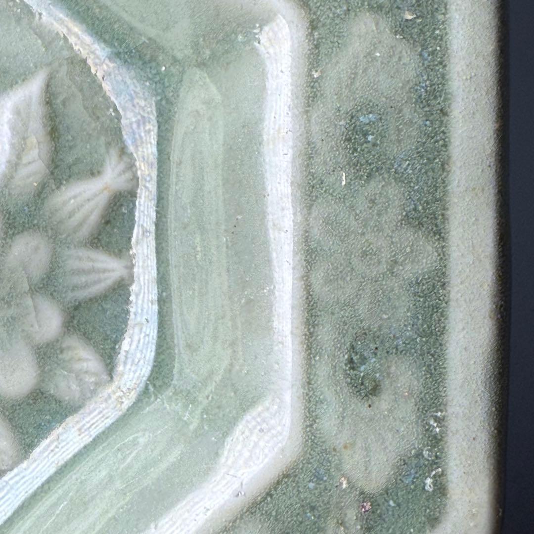 三田青磁　陽刻草花文八角皿　五点　江戸後期　古美術　骨董　希少