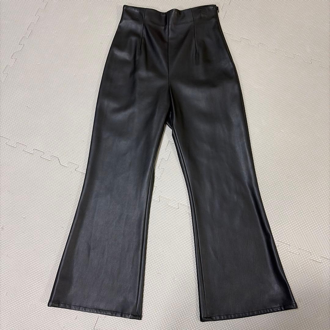 ❤️値下げご相談。未使用新品❤️エストネーションCOLUMNフェイクレザーパンツ