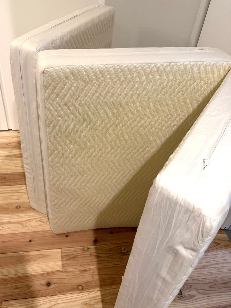 雲のやすらぎプレミアム三つ折りマットレス シングル　2~3回使用