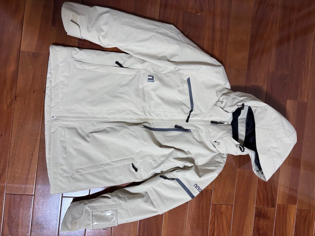 ウィンタースポーツ用ウェアセット（女性用）