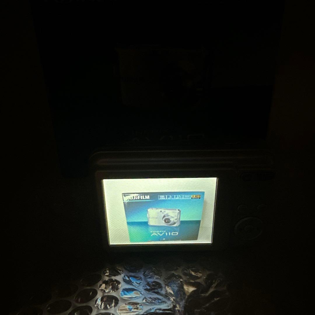 FUJIFILM FINEPIX AV110 シルバー