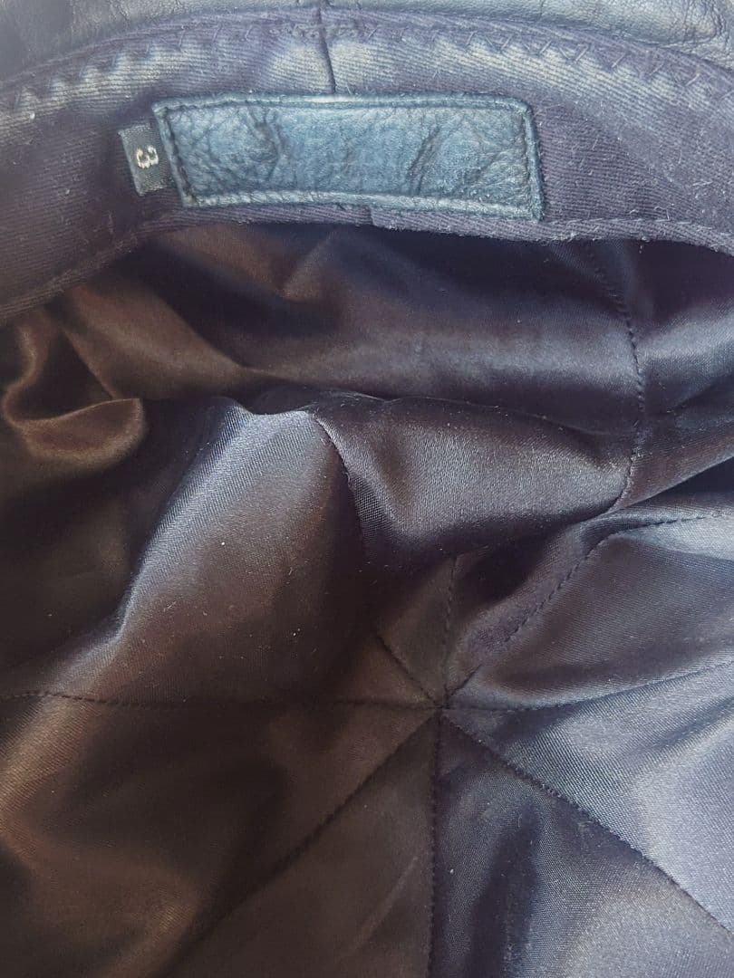 BACKLASH ファニチャーレザーキャスケット