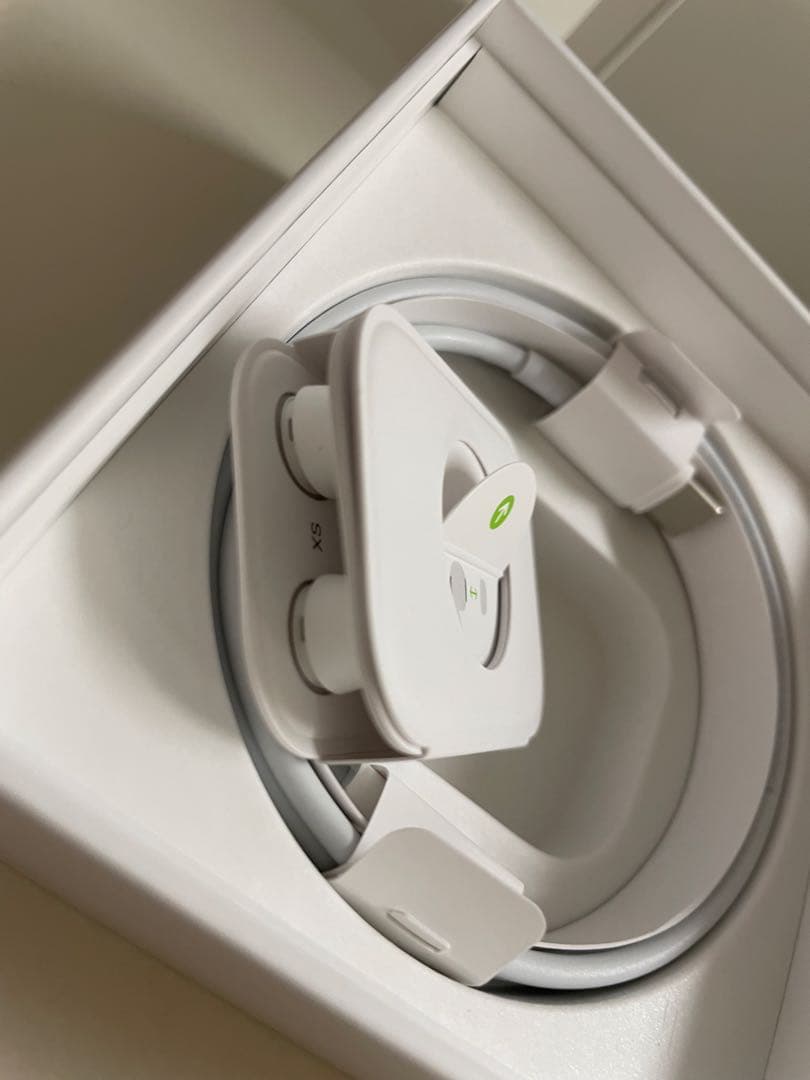 【美品】AirPods Pro 2 (MQD83J/A)お値下げ可能です///