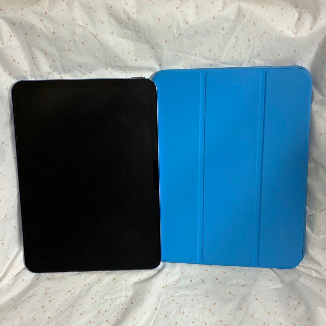 iPad第10世代　本体 ブルー　ケース付き