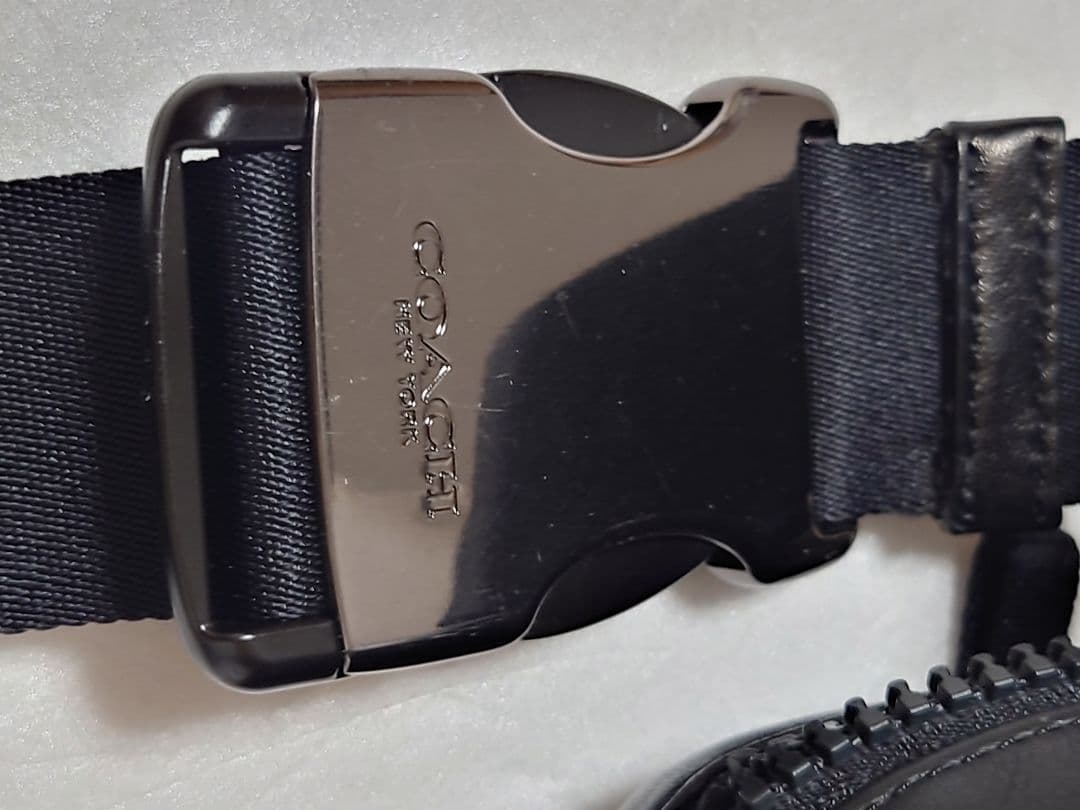 [超美品]COACHコーチウエストポーチ