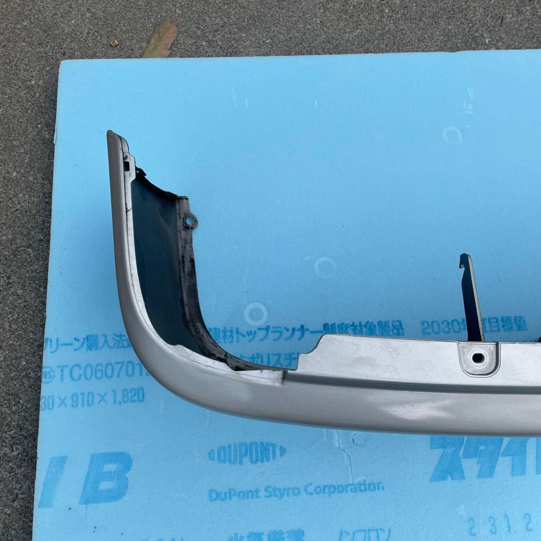 ハイエース　純正　リアバンパー　シルバー　標準