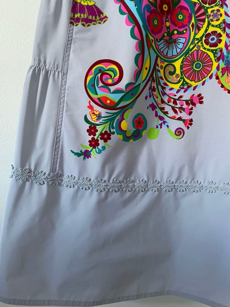 トクコプルミエブォル花柄ノースリーブフレアチュニックワンピース