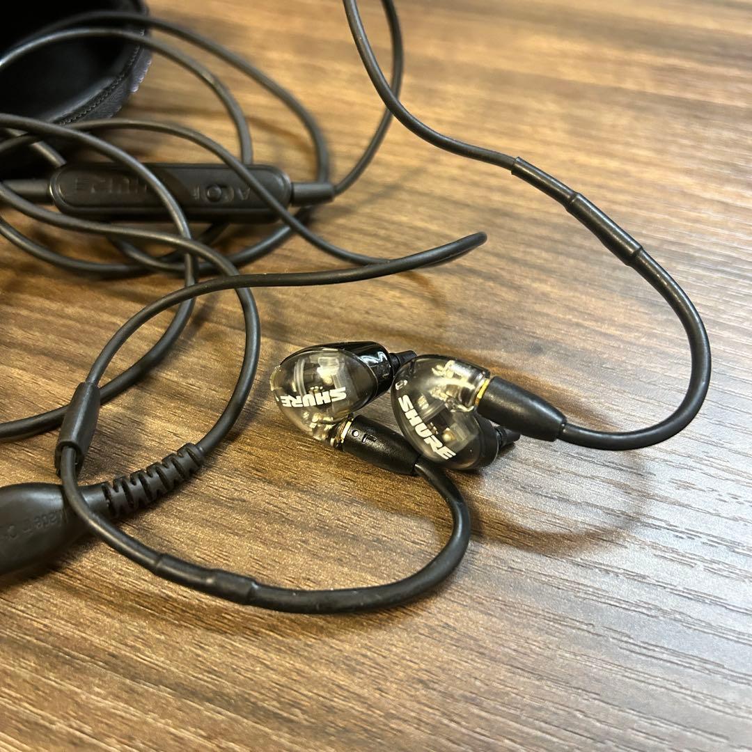 【みつ】【カケあり】Shure aonic4 イヤホン ケース リケーブル