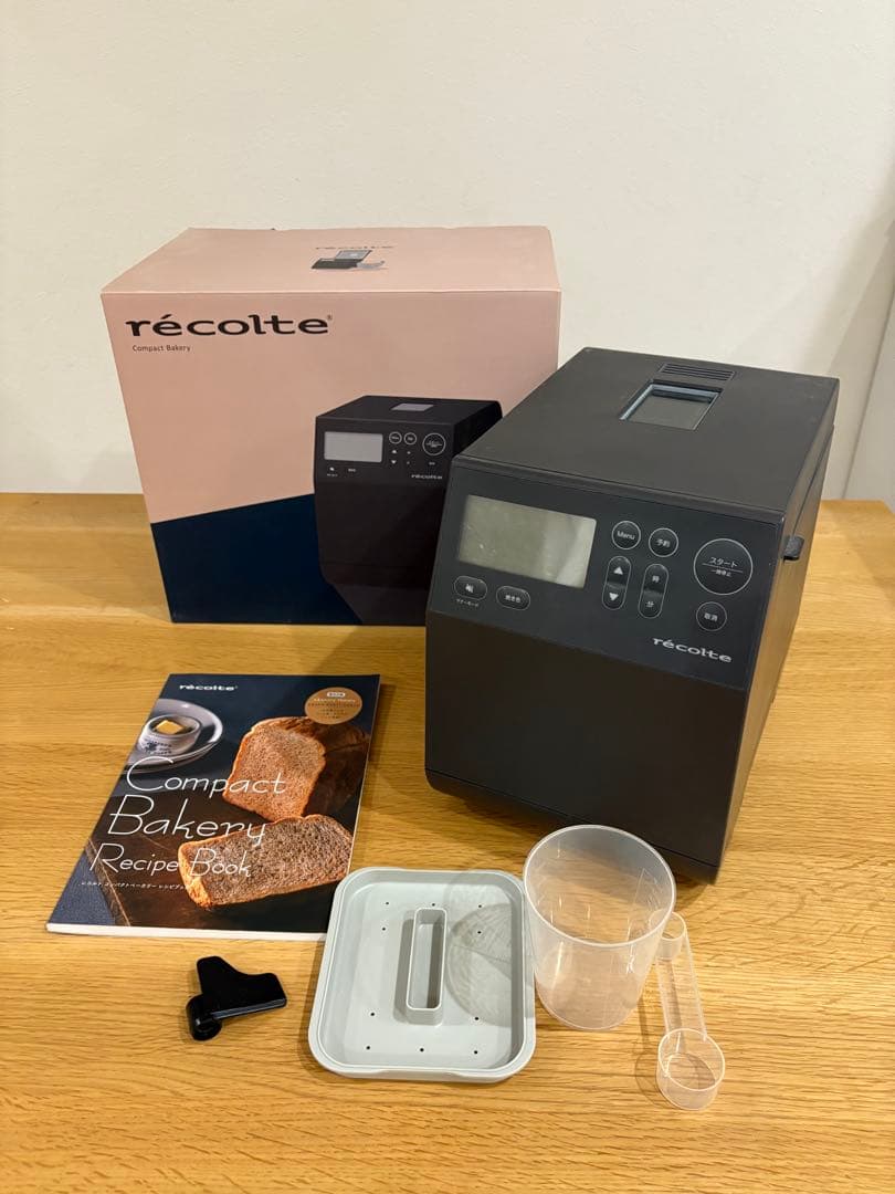 ホームベーカリー　レコルト　パン焼き機