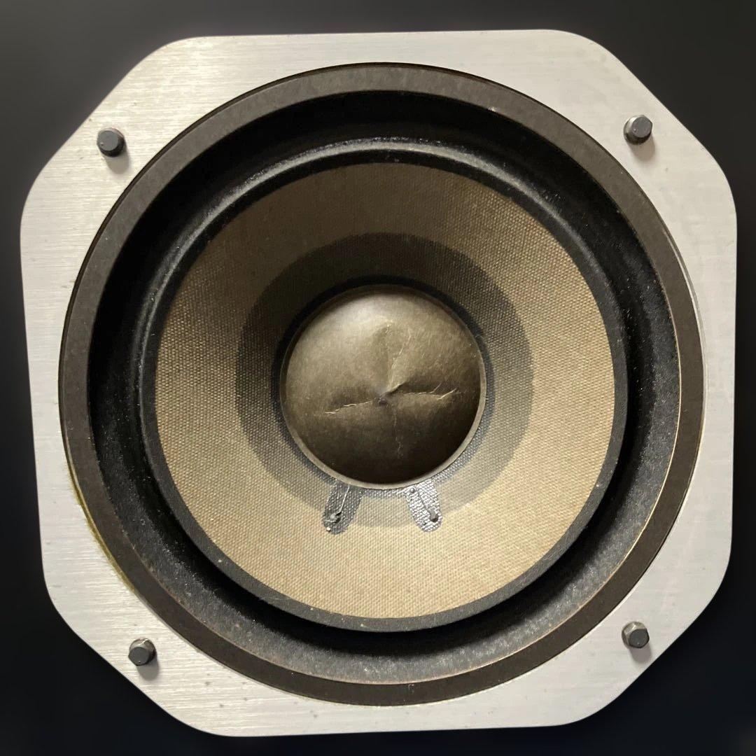 【3日間の決算バーゲン】《完動品》 ダイアトーンDS-28B 3ウェイ。　①Ｒ側