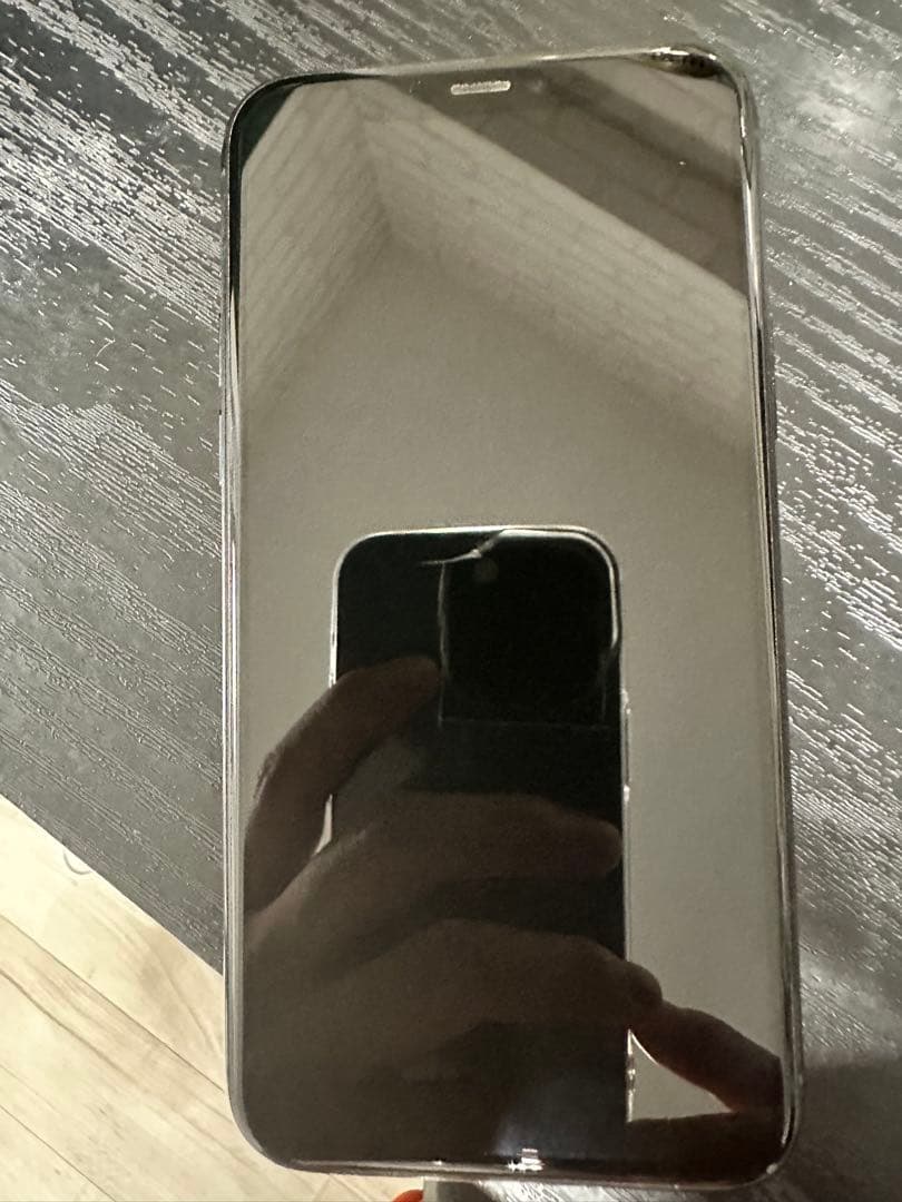 Apple iPhone 11pro ミッドナイトグリーン 美品