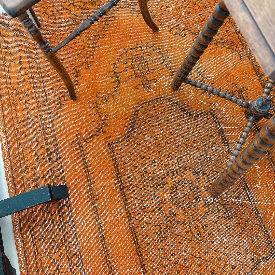トルコヴィンテージラグ A75 オレンジ オーバーダイラグ