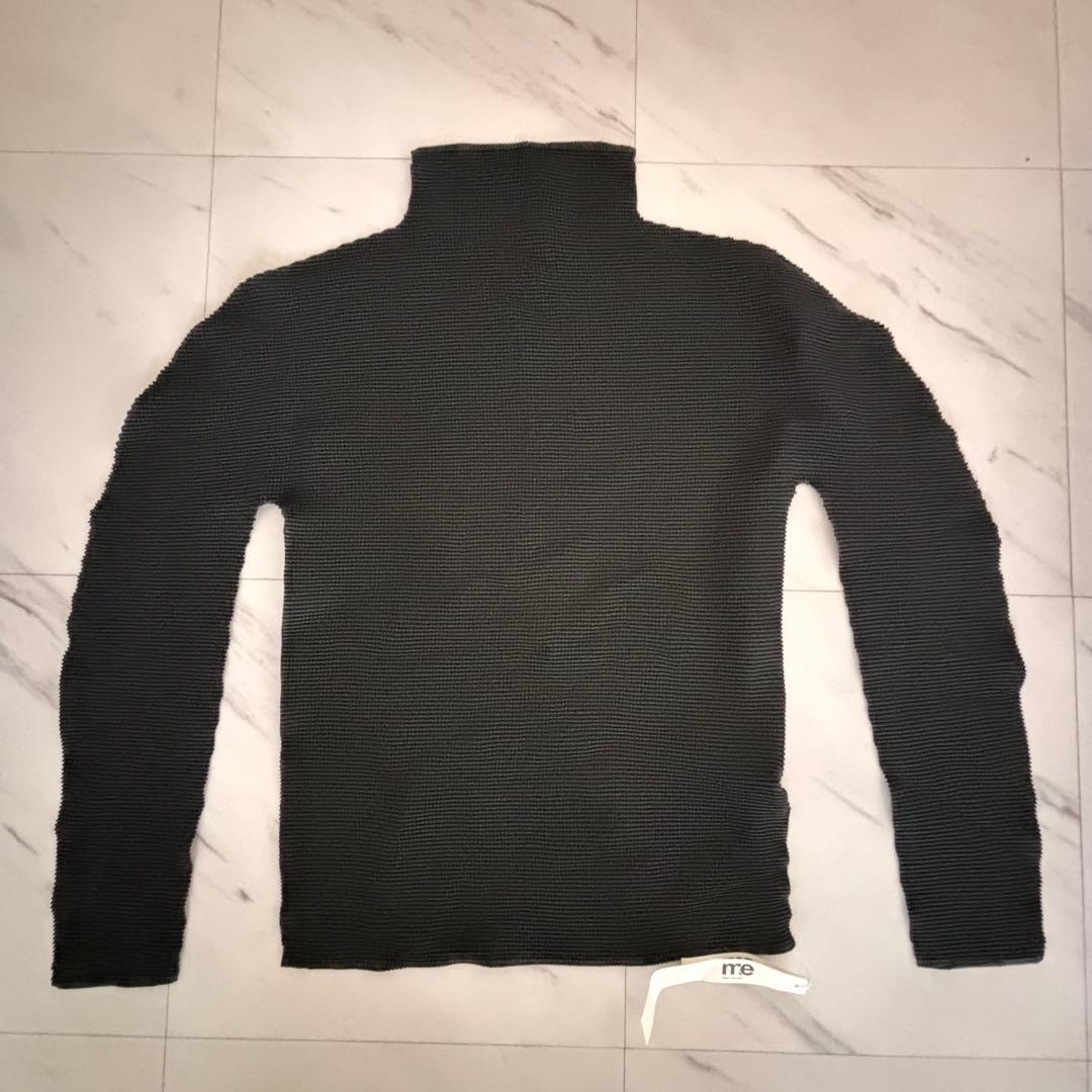 ＊タグ付き新品＊me by issey miyake 長袖カットソー 黒