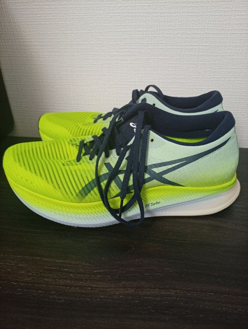 アシックス メタスピードスカイ 1011B215 301　27.5cm