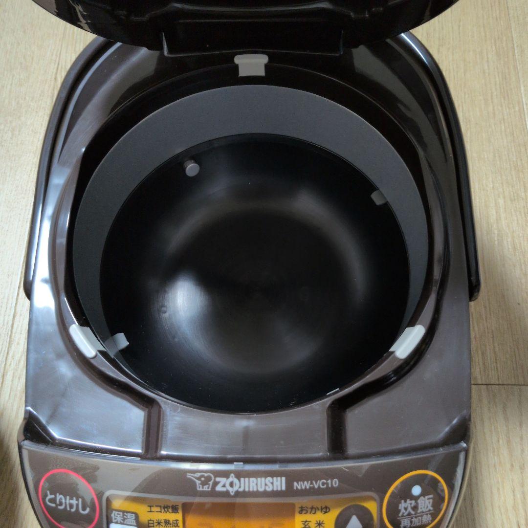 美品 象印 極め炊き NW‑VD10‑BA 5.5合炊き炊飯器・ブラック