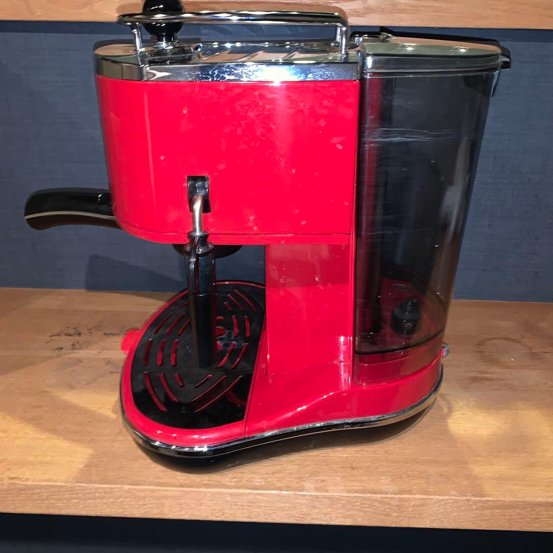 デロンギ　エスプレッソ・カプチーノメーカー　レッド