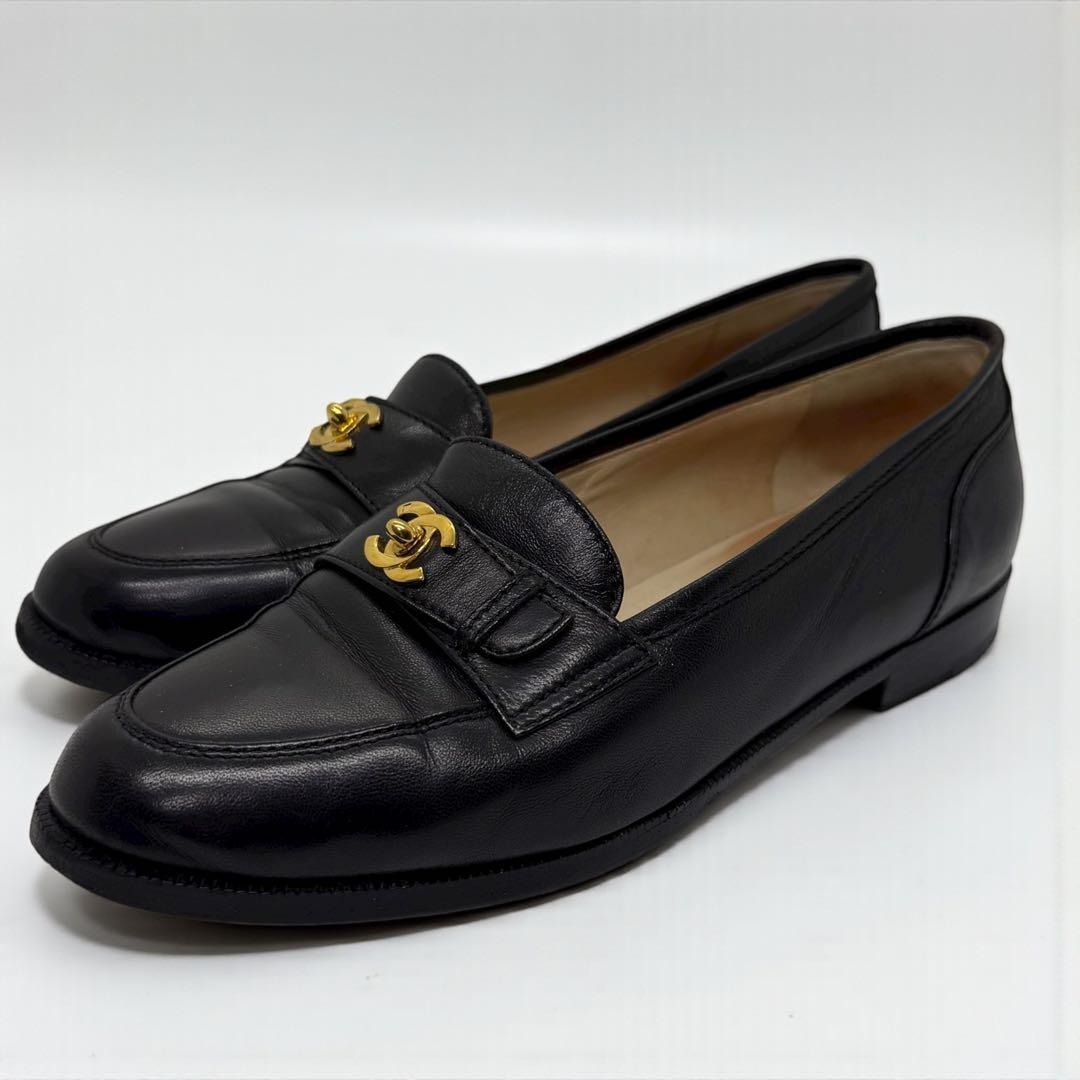 美品　CHANEL ターンロック　ローファー