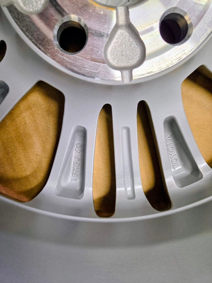 値下げ！！ トヨタ ノア 90系 S-G 純正16インチホイール　4本セット