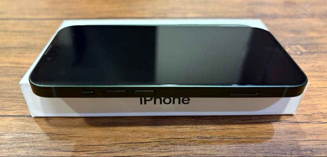 【11/22〜24限定価格】iPhone13 512GB グリーン SIMフリー