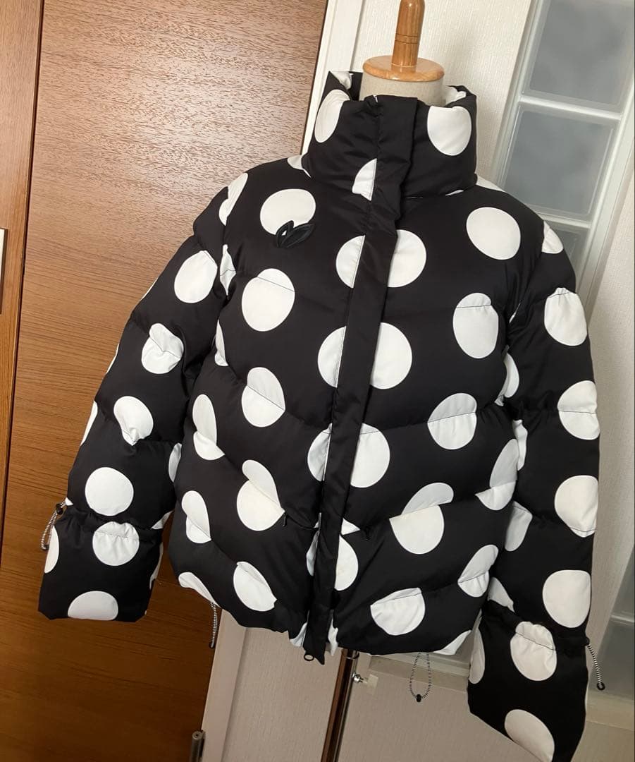 く*ま様 ⭐️美品⭐️マスターバニー ダウンジャケット ドット柄 水玉 モノトー