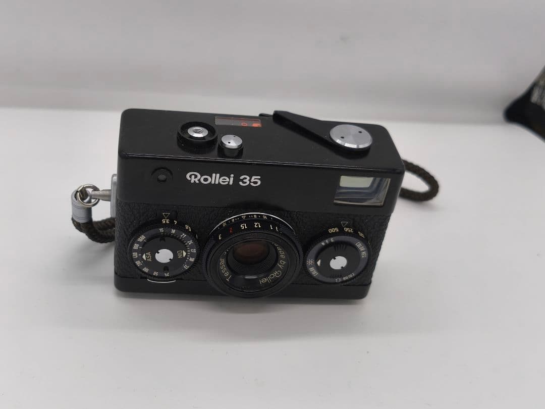 Rollei 35 ブラック 露出計動作