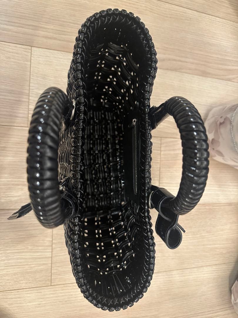 バレンシアガ♡かごバック♡ブラック♡サイズは画像でお確かめください