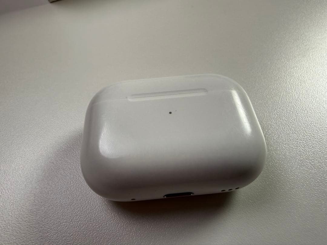 め*様 AirPods Pro 第2世代 - MagSafe充電ケース(USB-