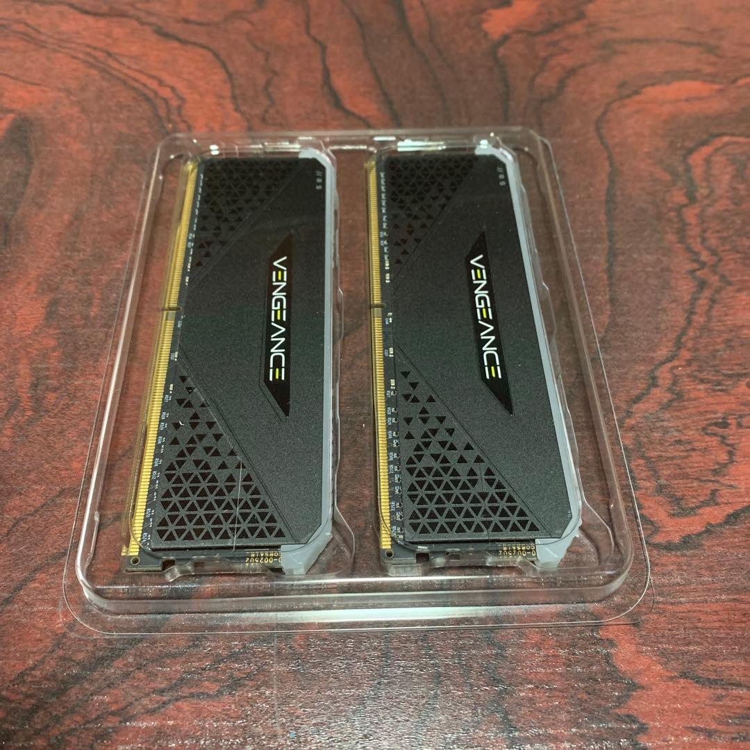 【DDR4】CORSAIR VENGEANCE RGB RS 32GB