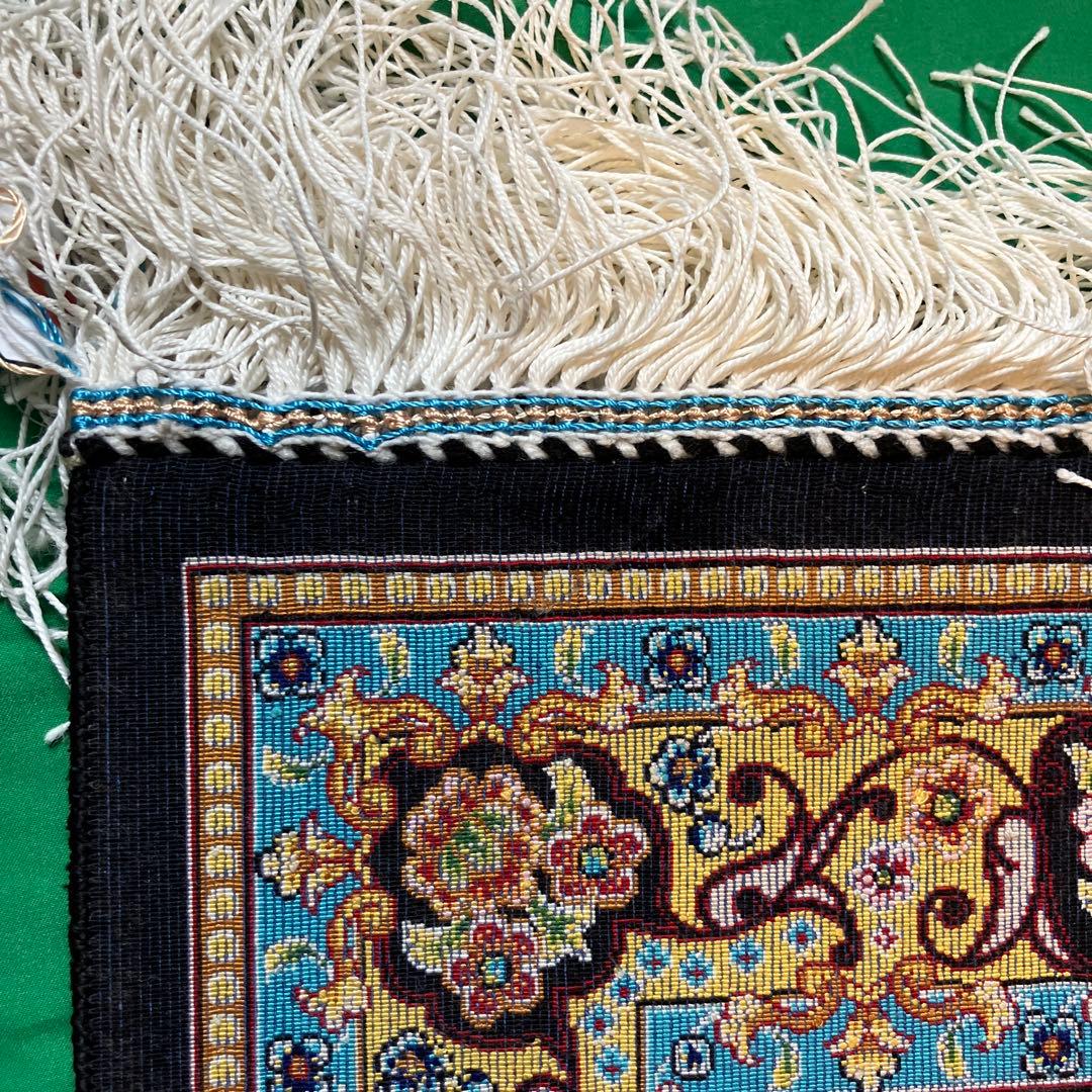 ペルシャ絨毯 黒基調シルク91cm×59cm