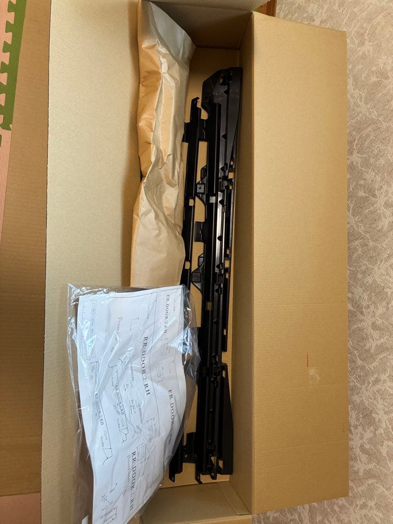 40アルファード　モデリスタサイドスカート　運転席用中古傷あり　他未使用品