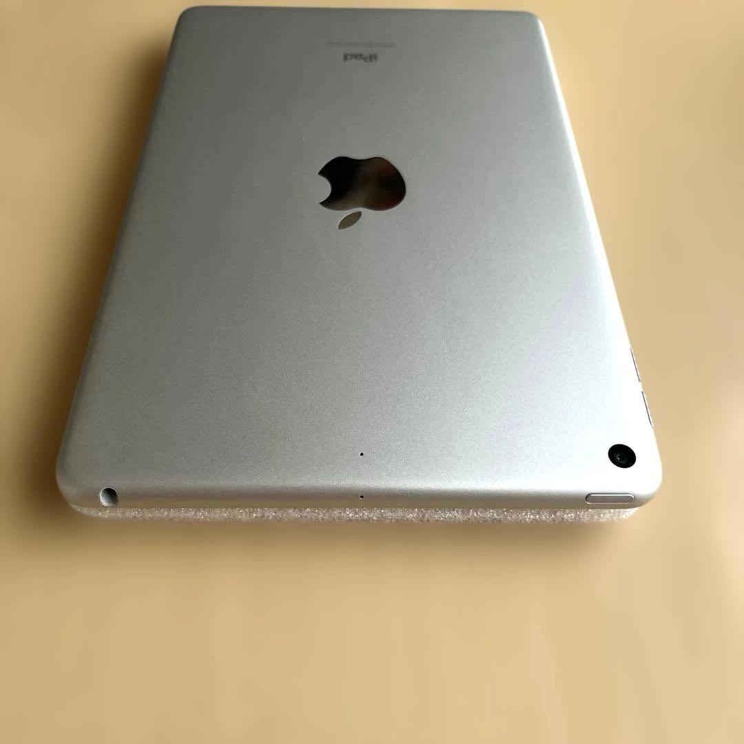 【美品】iPad mini 第5世代 64GB Wi-Fi シルバー