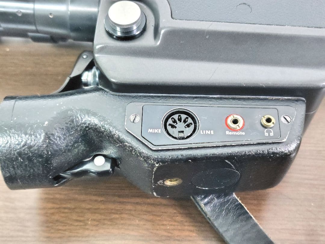 フィルムカメラ Beaulieu 5008 S + Angenieux 6-80mm F1.2