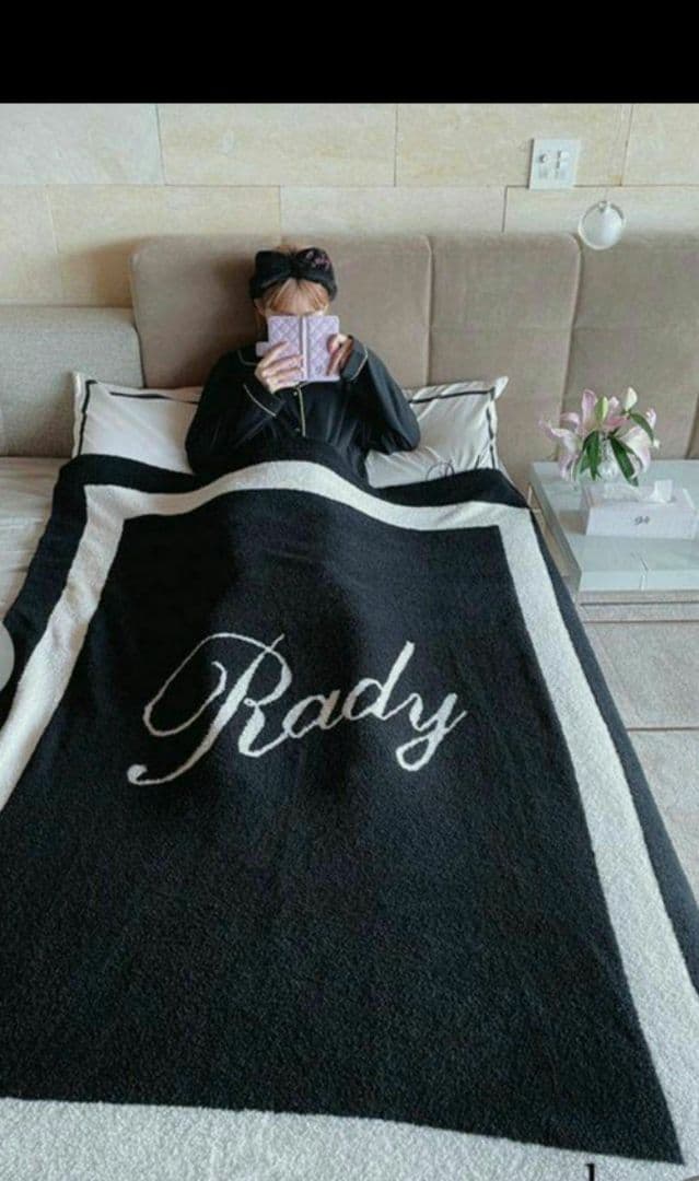 rady　カシミアタッチ　ブランケット　毛布