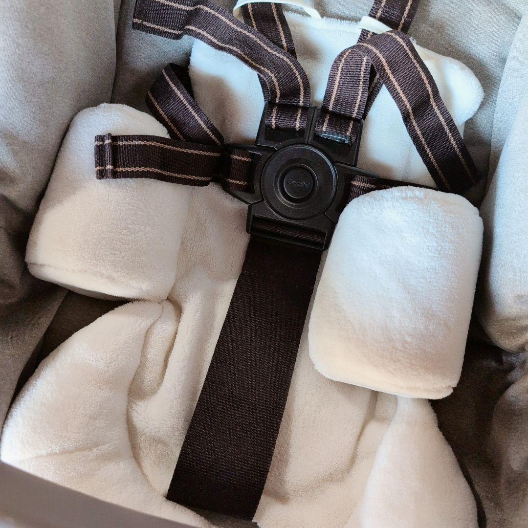 Combi コンビ ネムリラ AUTO SWING BEDi ベージュ 値引あり