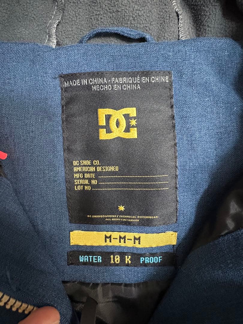 レディース　スノーボードウェアセット（ジャケット・パンツ・手袋・ゴーグル、帽子）