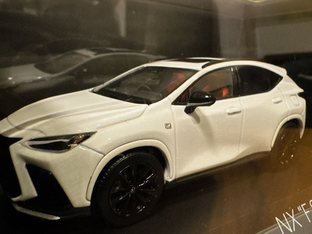 【むぐ様】京商 レクサス Lexus NX F SPORT 1/43 ミニカー