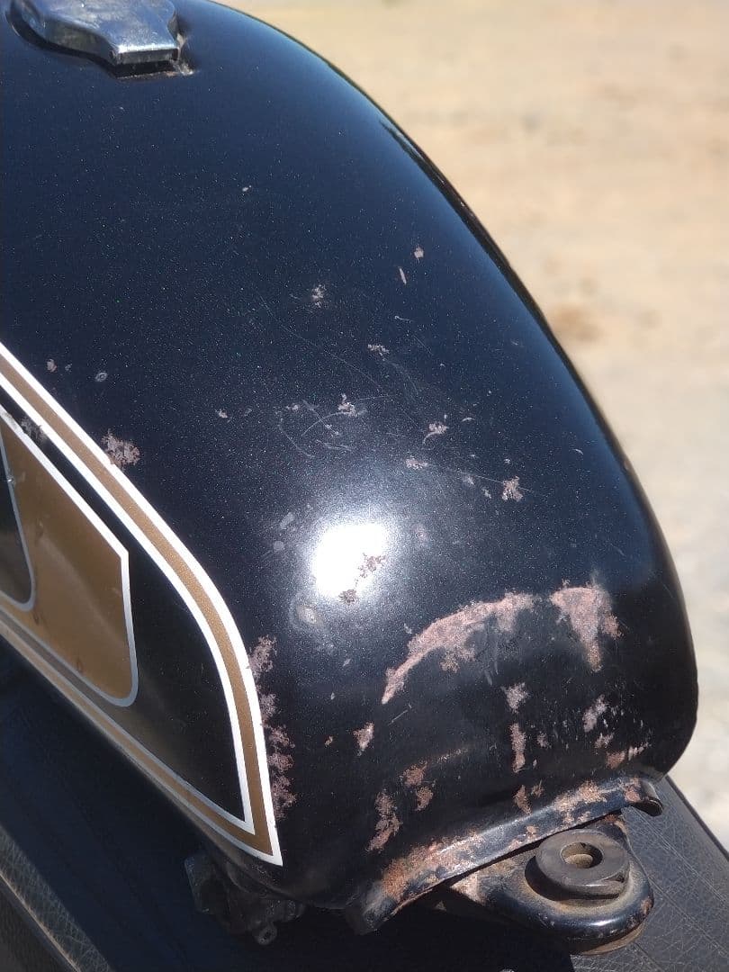 YAMAHA タンク 黒/金