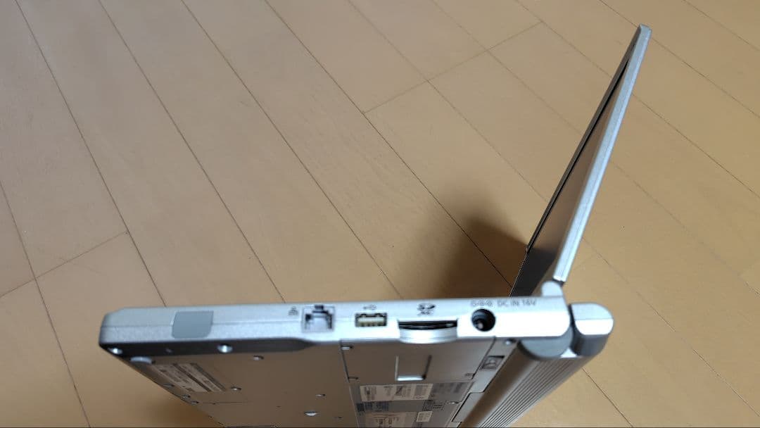 中古動作品）Panasonic Let's note CF-NX1