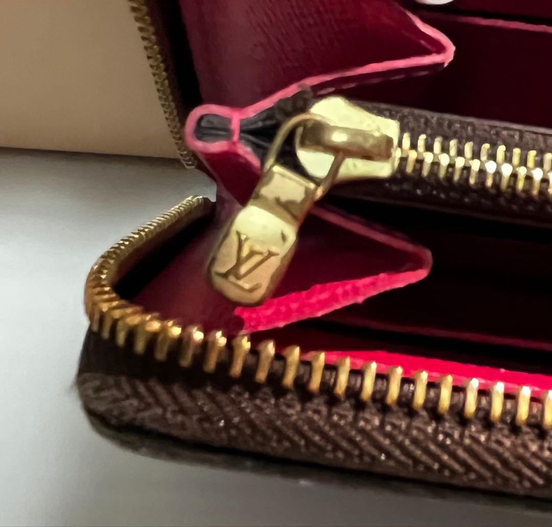 ルイヴィトン 長財布 ラウンドファスナー ポルトフォイユクレマンス フューシャ