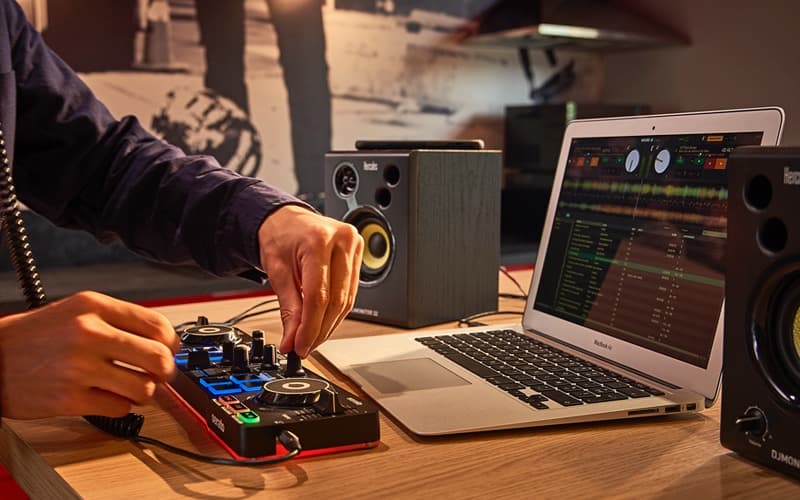 Hercules DJControl Starlight DJコントローラー